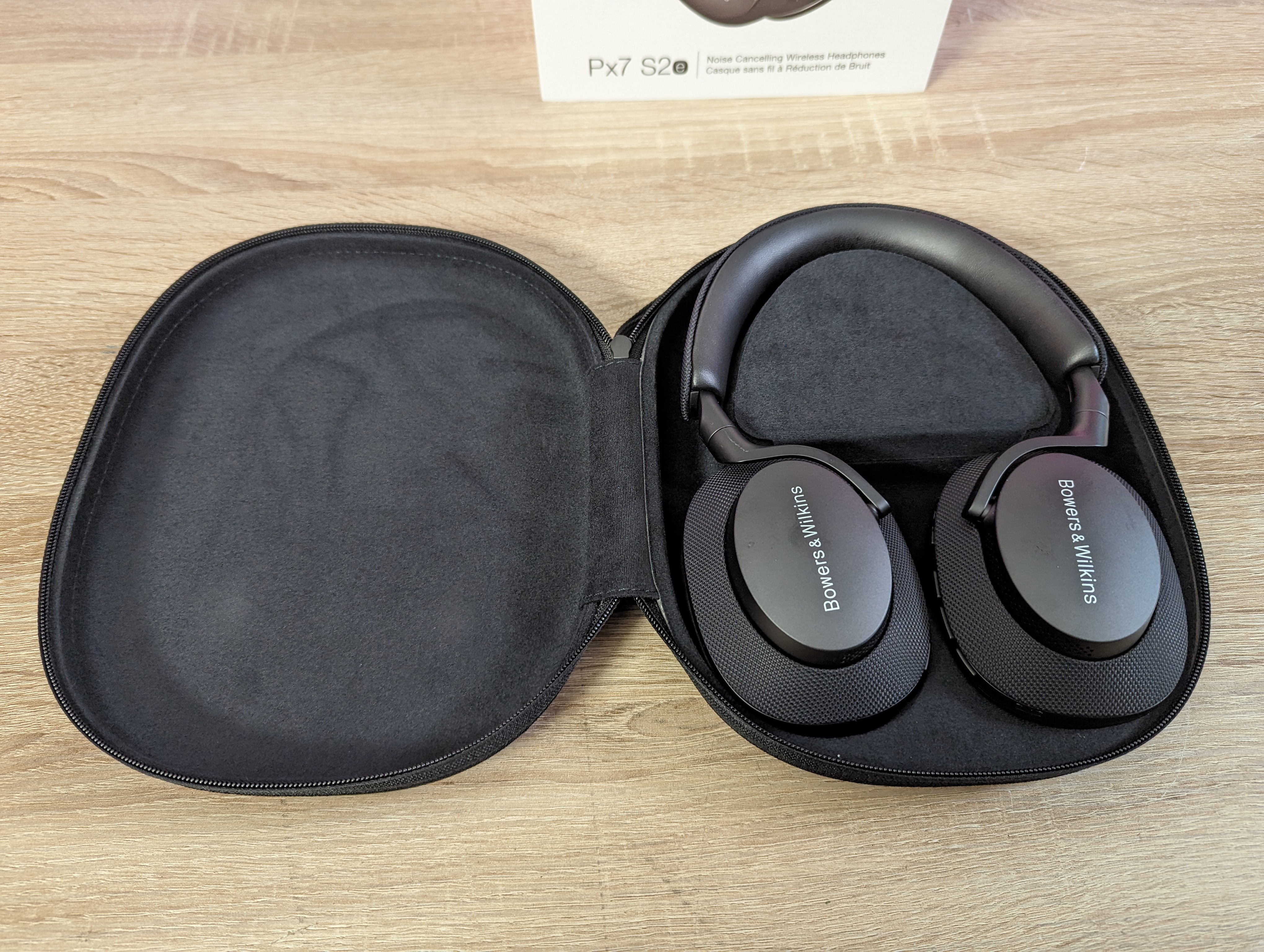 Case for Bowers & Wilkins Px7 S2e.jpg